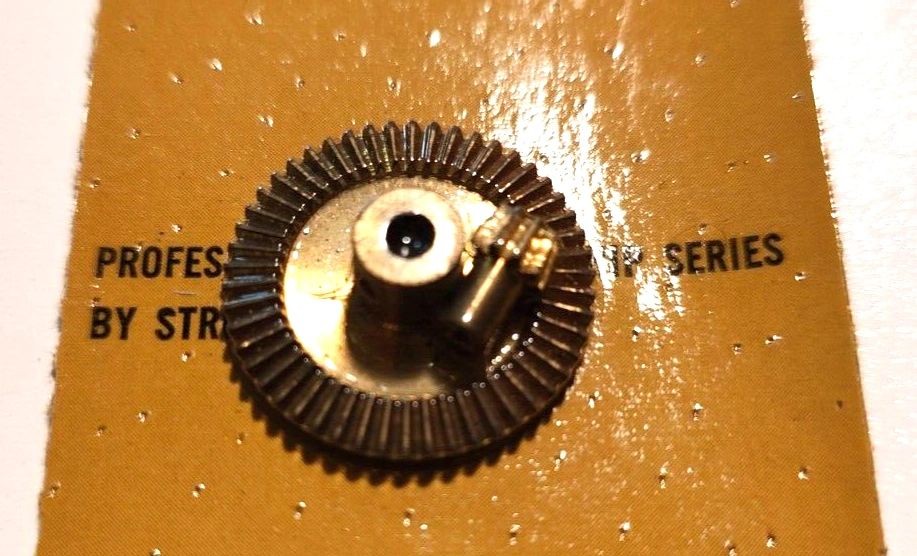 Gears, Strombecker #8430 Gear set 3/32" 0.092" Pinion 1/8" Crown 5 / 1 ratio