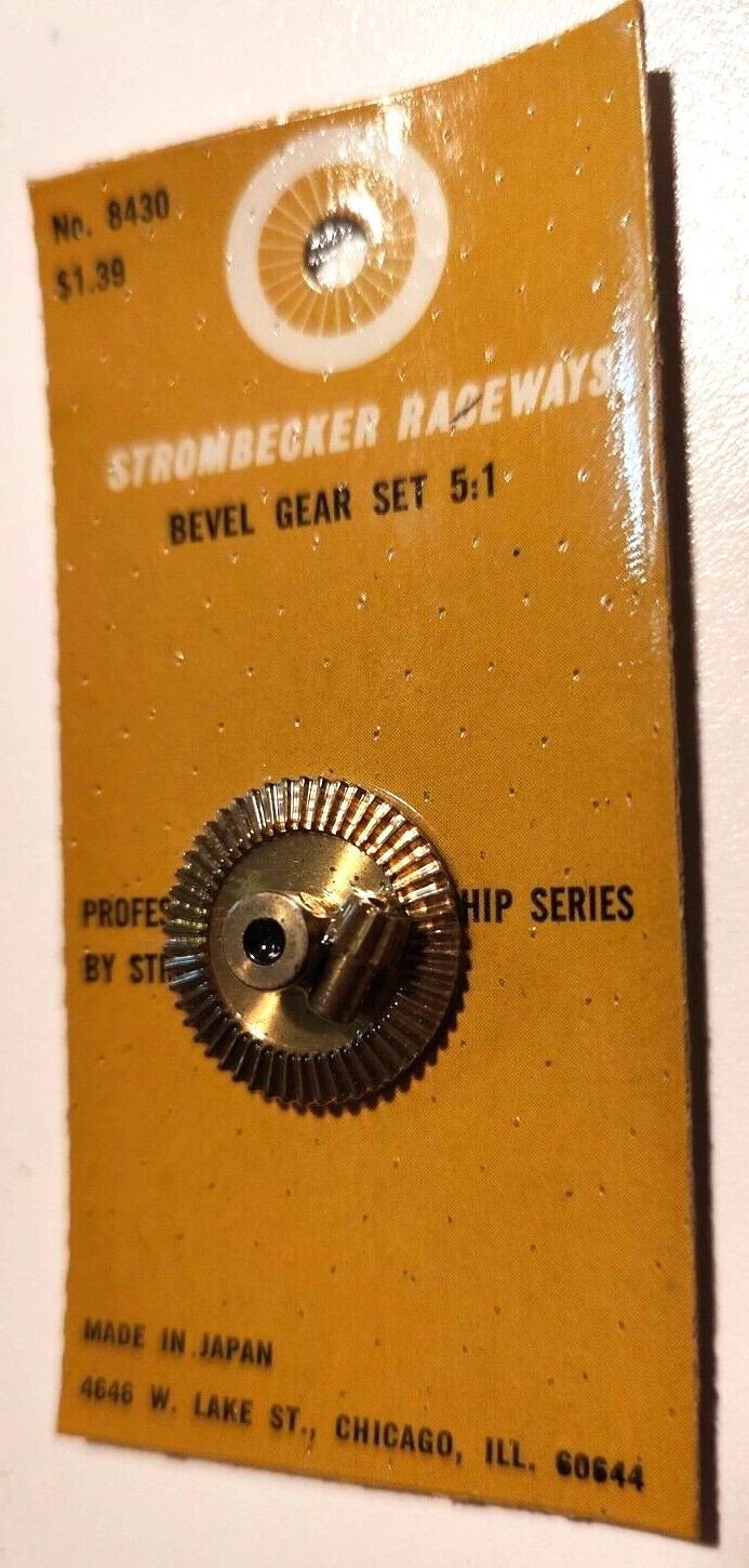 Gears, Strombecker #8430 Gear set 3/32" 0.092" Pinion 1/8" Crown 5 / 1 ratio