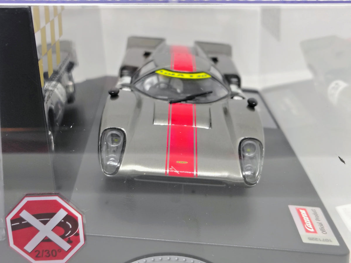 Carrera 23957 Lola T70 MKIIIb #15 Digital 1/24 + Silicone Rear Tires