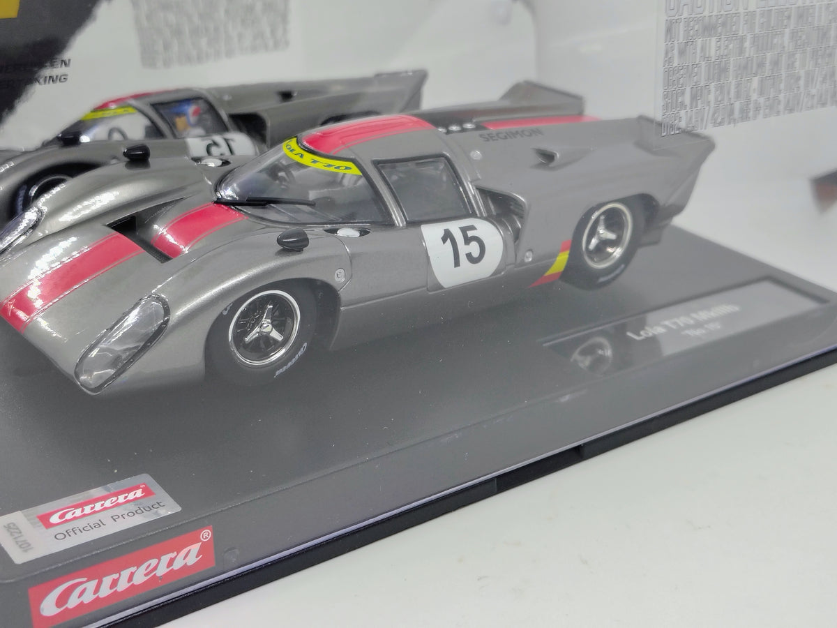 Carrera 23957 Lola T70 MKIIIb #15 Digital 1/24 + Silicone Rear Tires