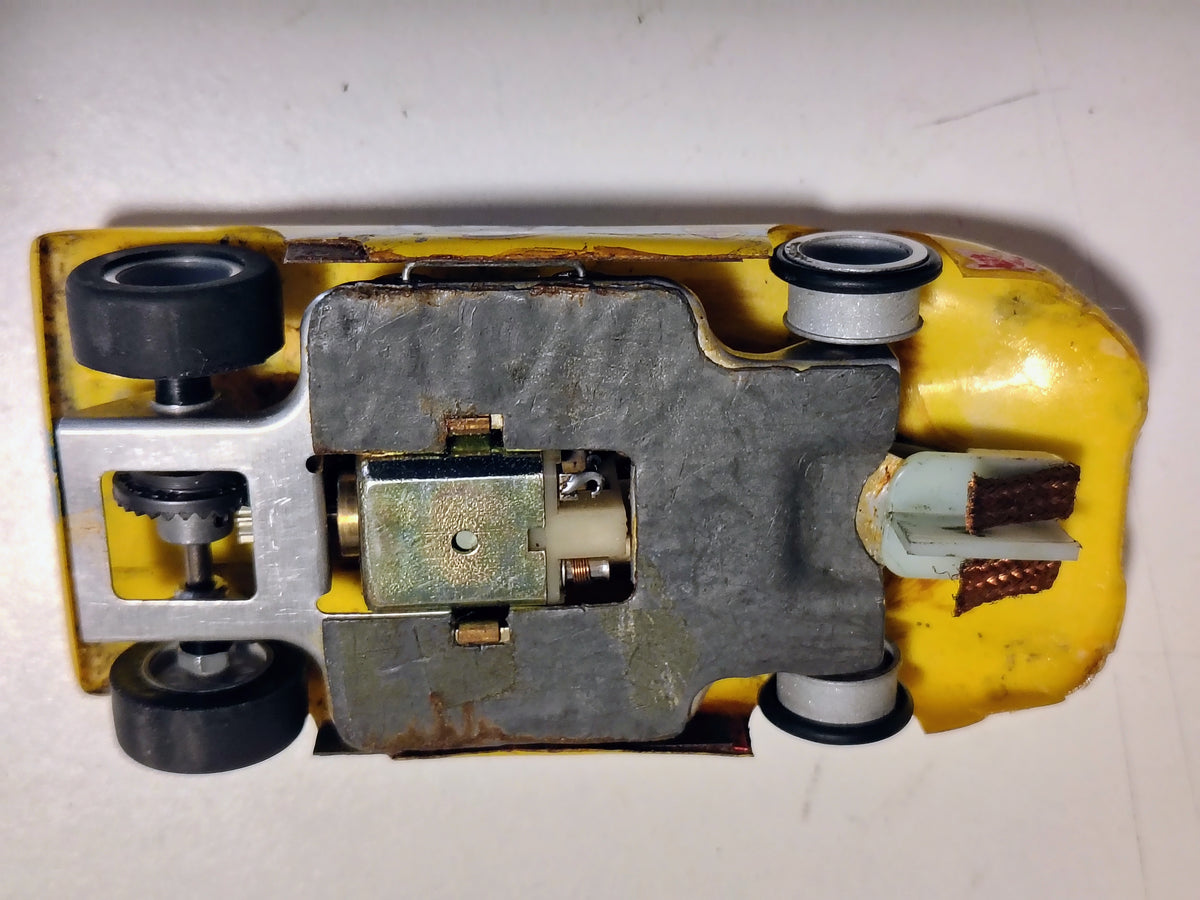 Vintage Slot Car 1/32 Porsche – Riggen Chassis & Wilson Motor