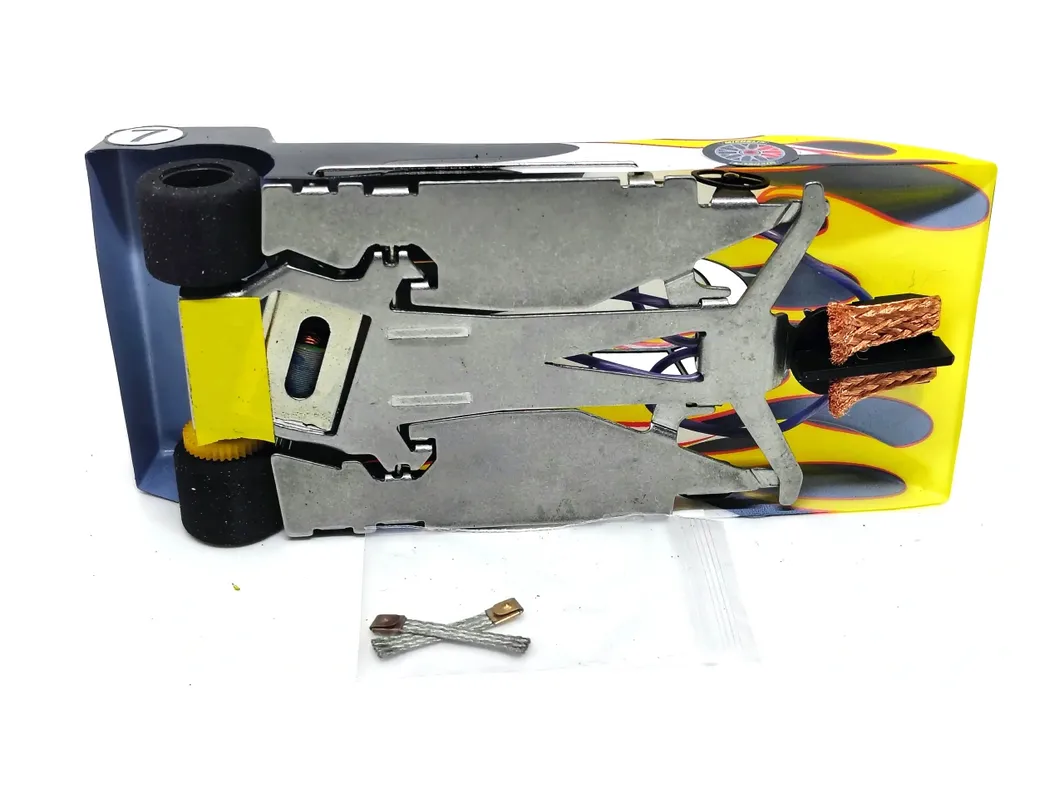 JK Cheetah 1/32 Anglewinder - Mazda Dyson Yellow, White. Black flame