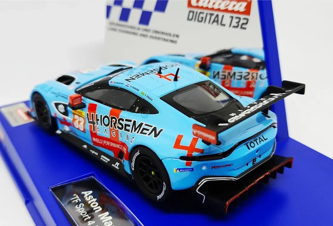Carrera 31074 Aston Martin Vantage GTE "TF Sport 4 Horsemen – Digital 1/32
