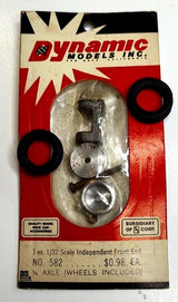 Chassis, Dynamic vintage 1/32 scale independent front end with 3/4" soft tires.