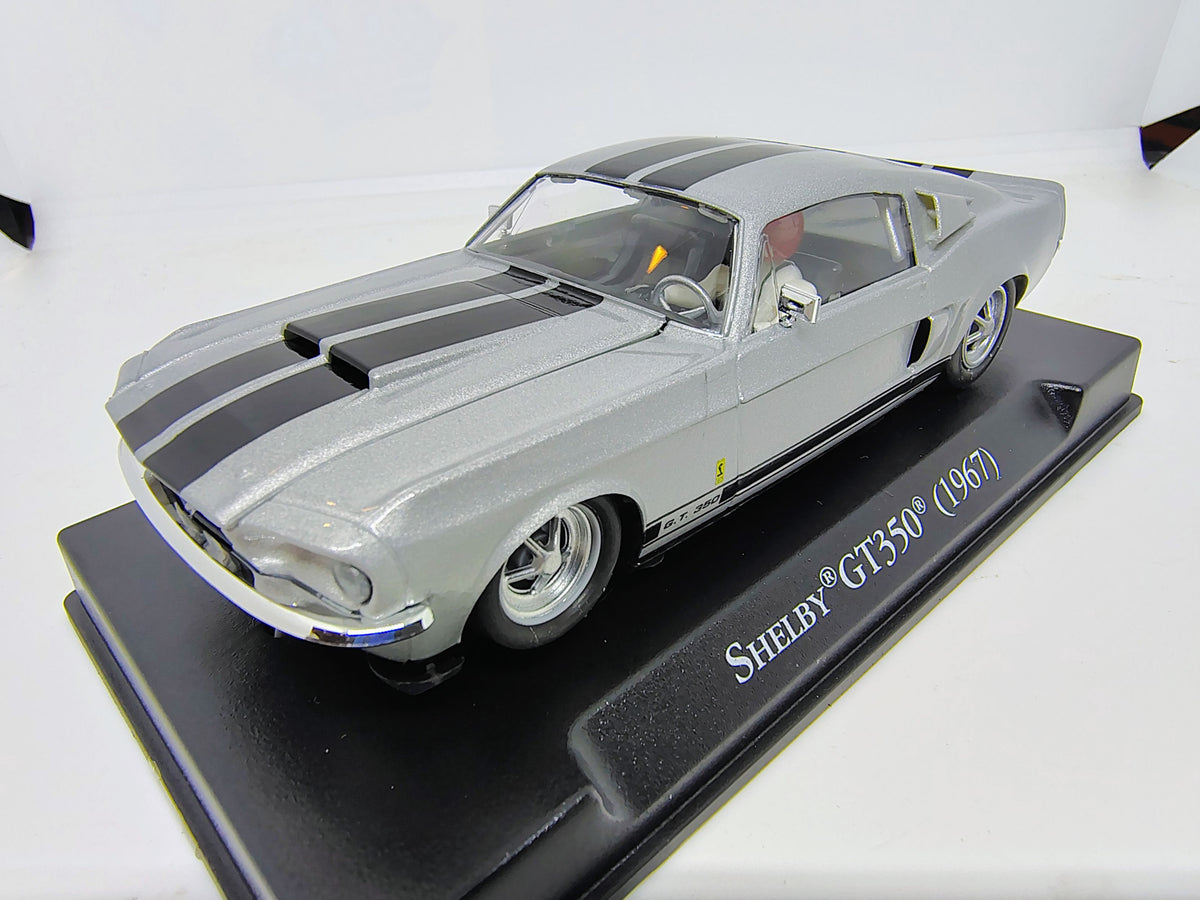 ThunderSlot CA00503S/W Shelby GT350 Silver Frost 1967 – 1/32