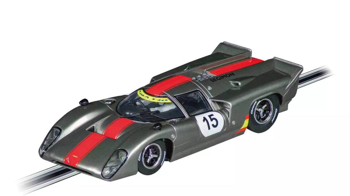 Carrera 23957 Lola T70 MKIIIb No.15 metallic grey with red stripe, Digital 124