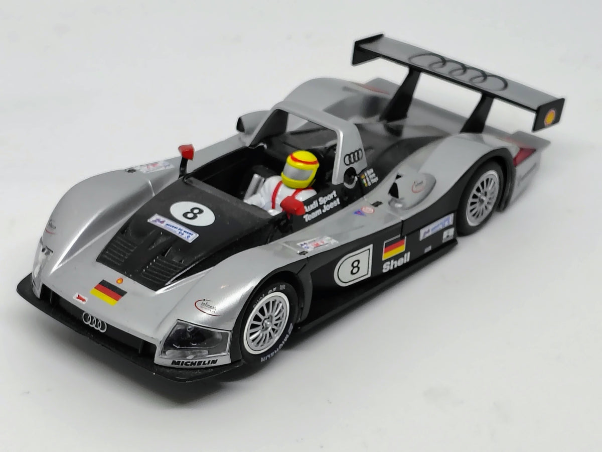 Actual Carrera Evolution 25418 Audi R8R 1999 Le Mans number 8 front three quarter