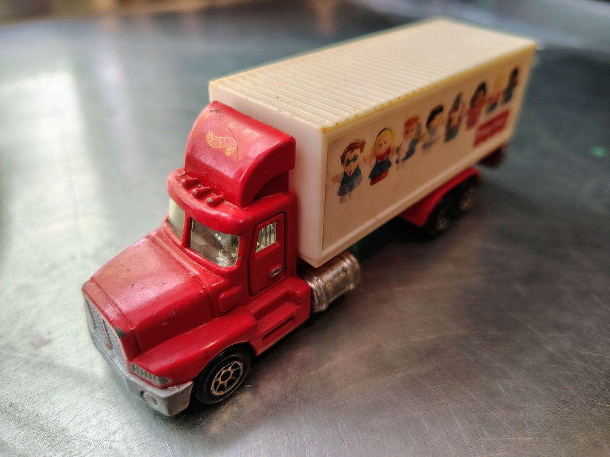 Fisher-Price Hot Wheels box delivery truck red cab