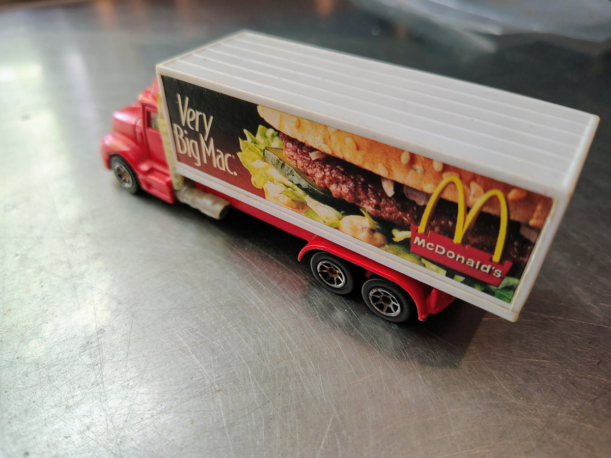 Vintage Hot Wheels Haulers McDonalds Very Big Mac box truck side