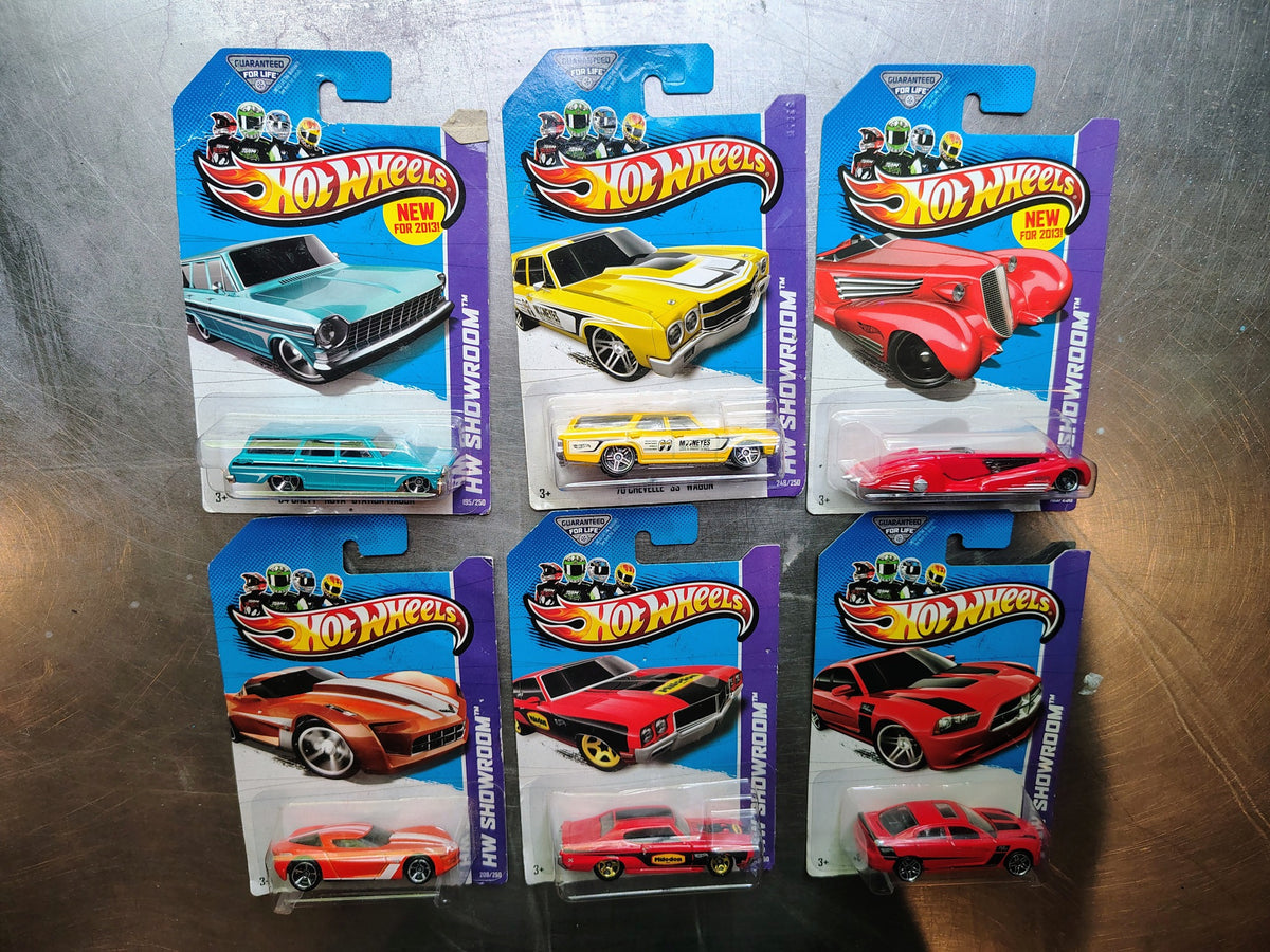 Models – Hot Wheels 2013 HW Showroom 6 Carded Cars Chevrolet Ford Lot photograph 1