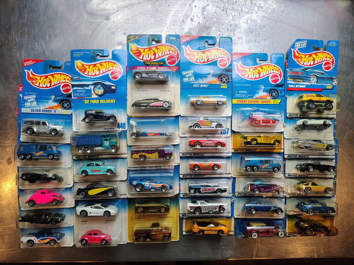 Models – Vintage Hot Wheels Large Blue Card Lot 1990s Cars Trucks Collectors all items