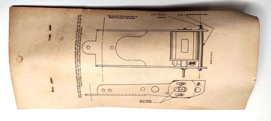 Tradeship WE202 Adjustable Chassis – 36D Motors – Vintage 1965 NOS