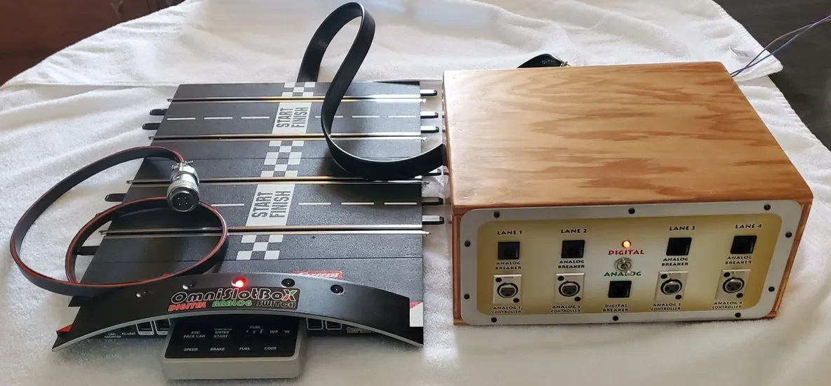 Omni Slot Box 4 - four lane true analog to Carrera digital switch.