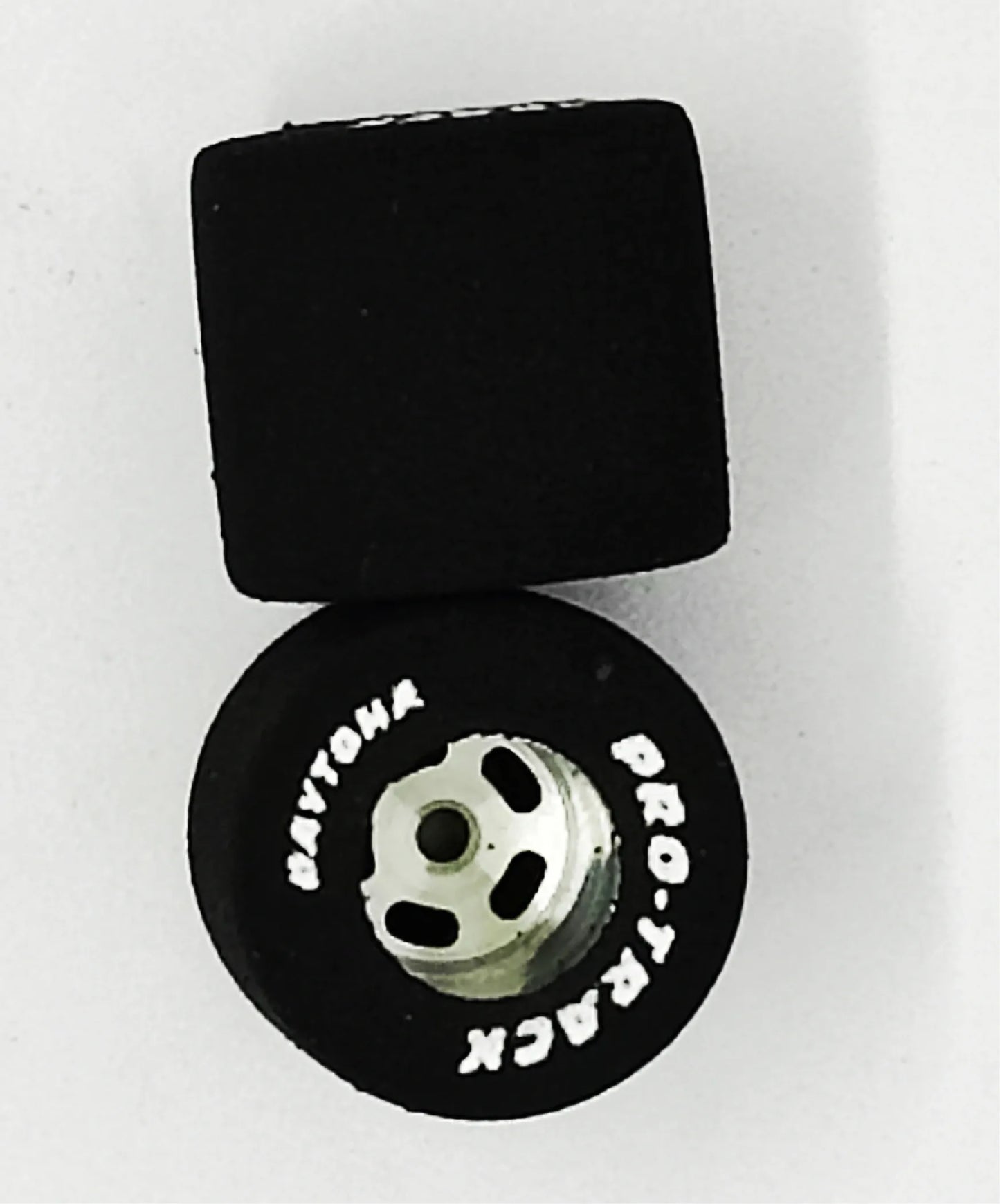 Pro-Track Rear Tires 7/8" (22.2mm) Diameter x 0.800" 3/32" axle Fish Rubber