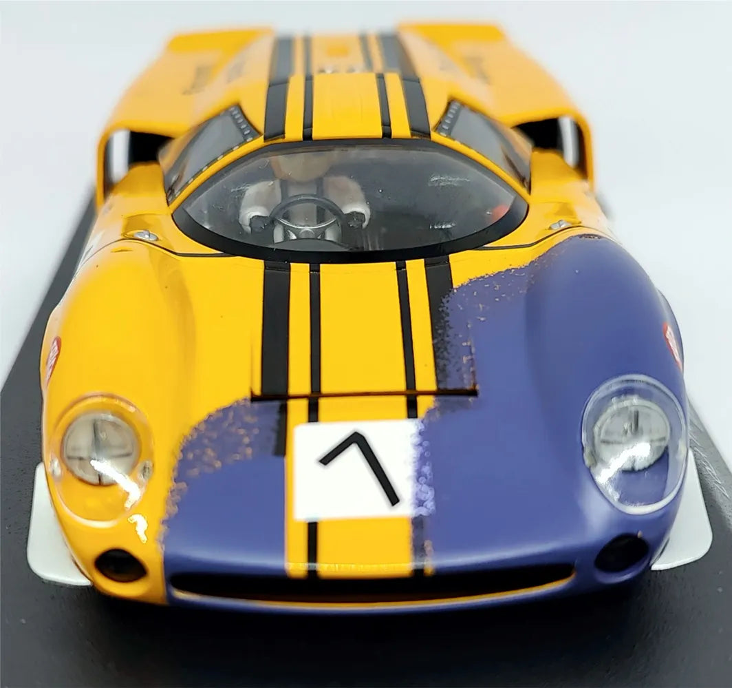 Thunderslot 1/32 Analog RTR - LOLA T70 MKIII Chris Craft/Eric Liddell #7