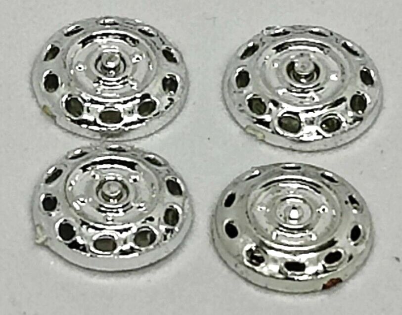 Strombecker 1/32 Jaguar wheel inserts .4" diameter. Set of four.