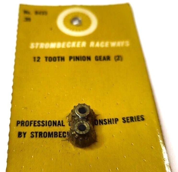 Gears, Strombecker Pinion Gear 12 tooth for 3/32" 0.0925" shaft. No. 8433