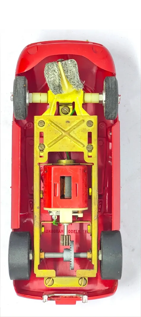 Vintage Slot Car – Monogram Ferrari 275P Sports Racer 1/24