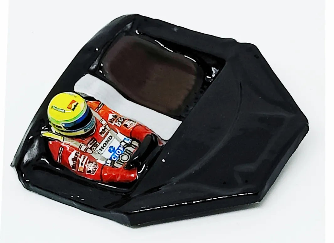 Interior - 1/24 black - Ayrton Senna, driver. Super lightweight detail!