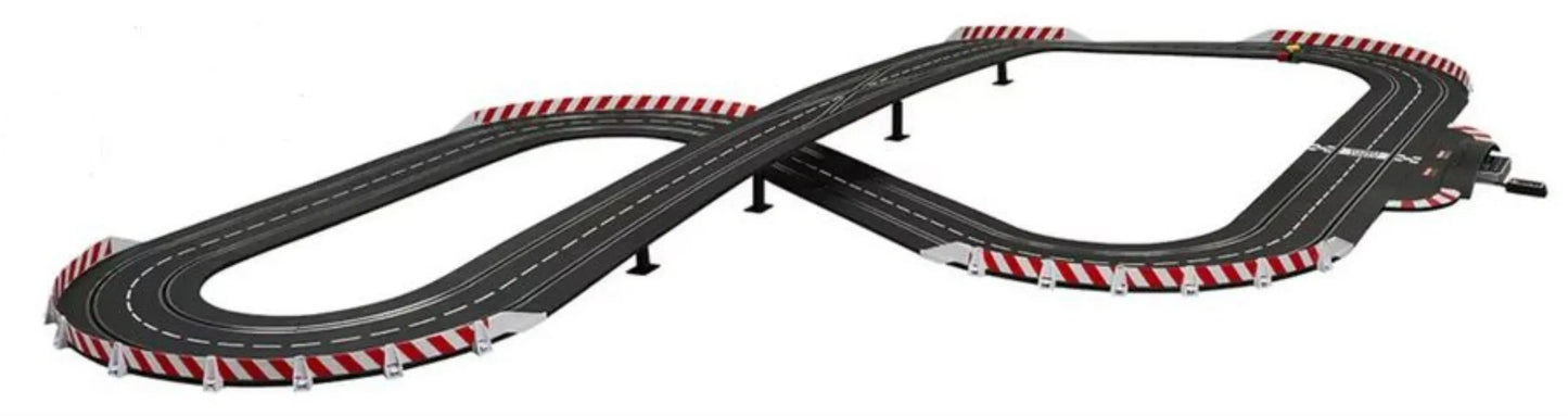 Carrera 30038 Pole to Podium, race set w/Lights and Wireless, Digital 132