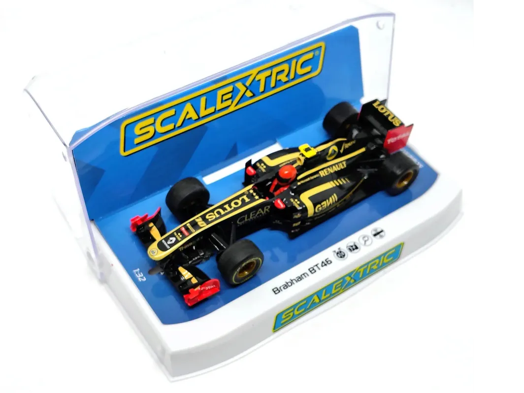 Scalextric Lotus F1 Romain Grosjean Slot Car 1/32 scale