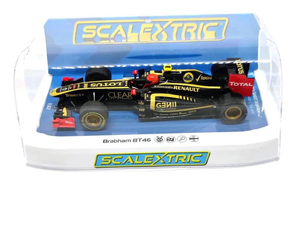 Scalextric Lotus F1 Romain Grosjean Slot Car 1/32 scale