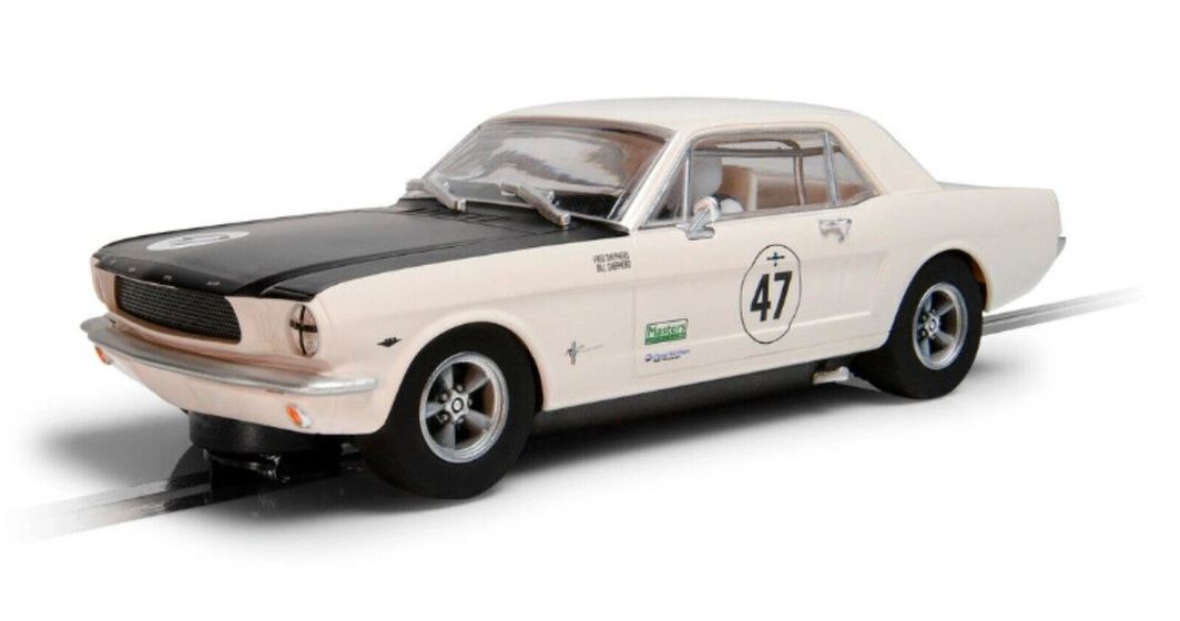 C4353 Ford Mustang - Bill and Fred Shepherd - Goodwood Revival