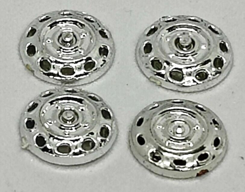 Strombecker 1/32 Jaguar wheel inserts .4" diameter.  Set of four.