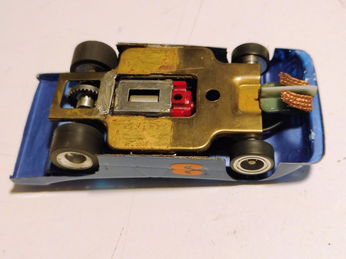 Brass metal pan chassis and inline motor underside